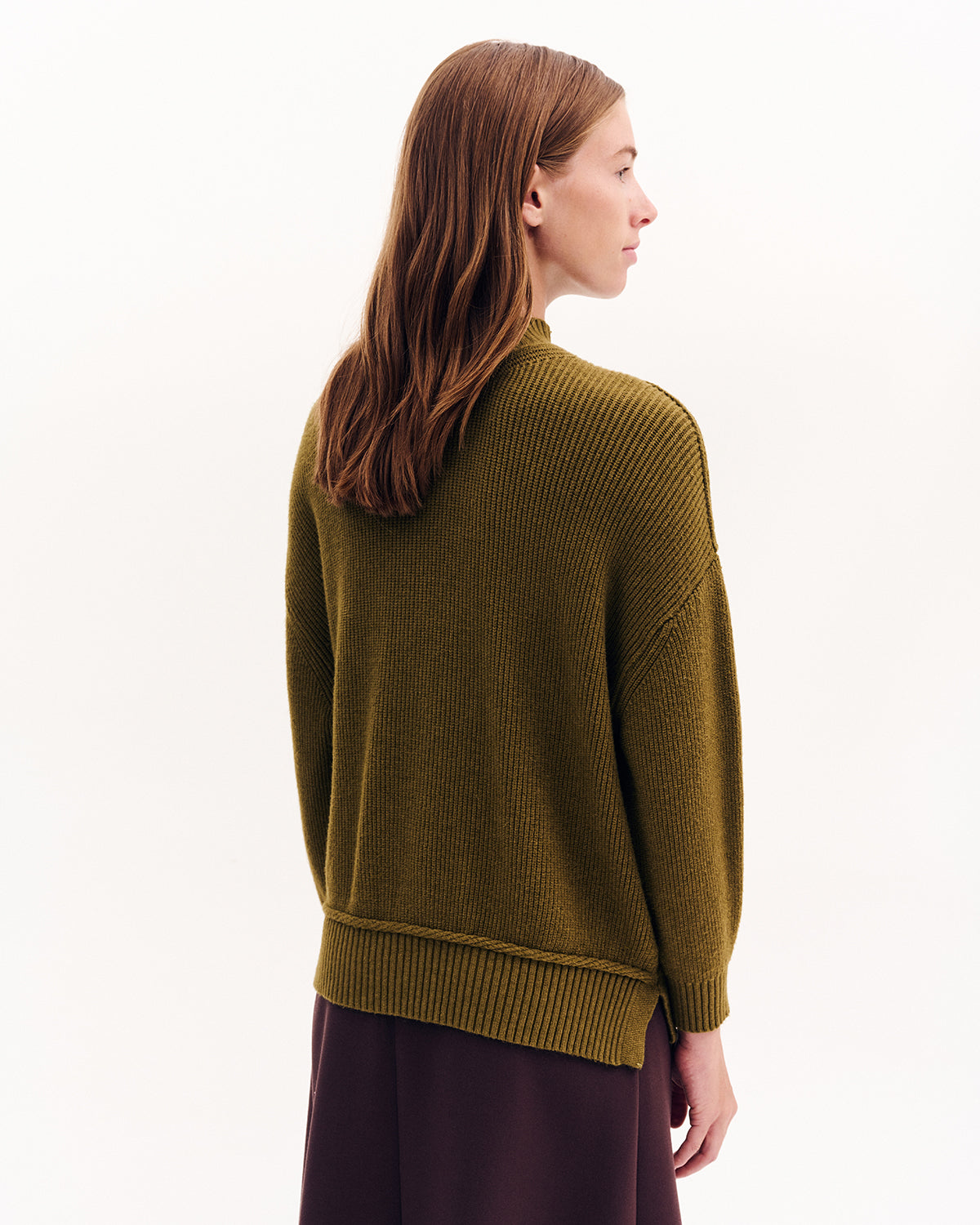 Πλεκτή μπλούζα με χαμηλό ζιβάγκο